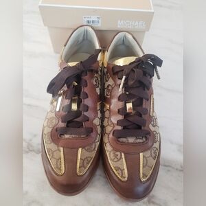 Michael Kors MK Trainer size 9.5M